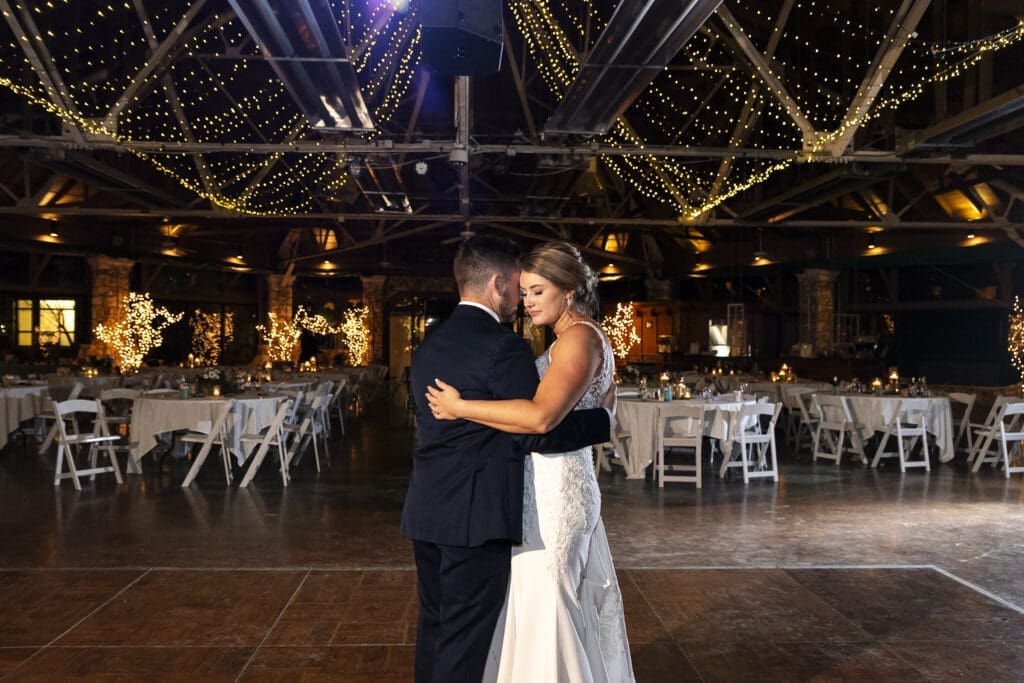bride and groom slow dancing during their last dance at Crest Center in Asheville.